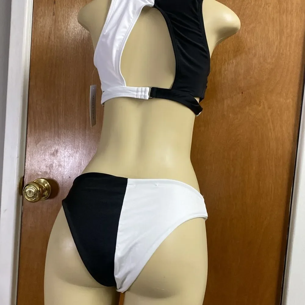 Sexy Black & White High Neck Bikini Swimsuit size 10